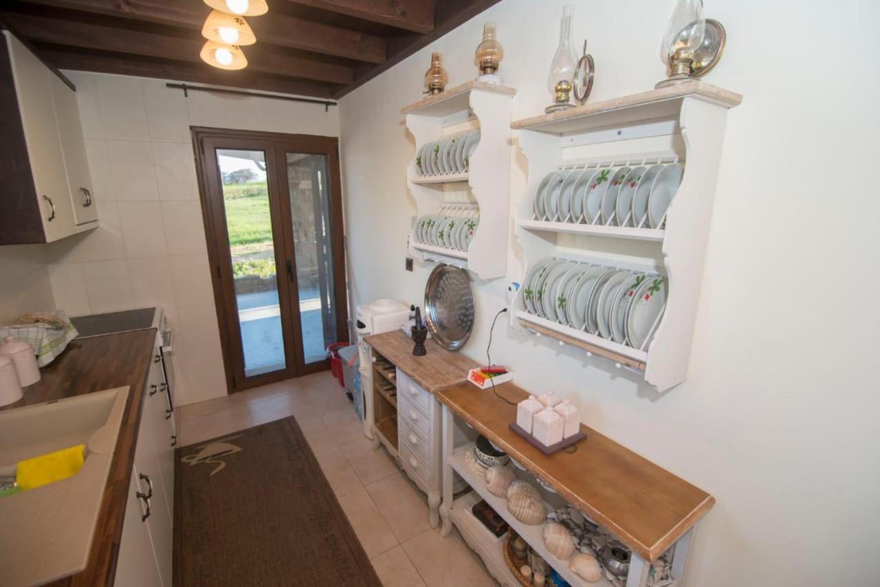 Pedhinon Villa Marina Limnos מראה חיצוני תמונה